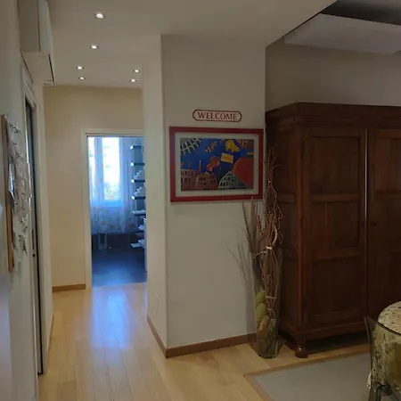 Apartment Emmerosa, Centro Citta, Parcheggio Verona